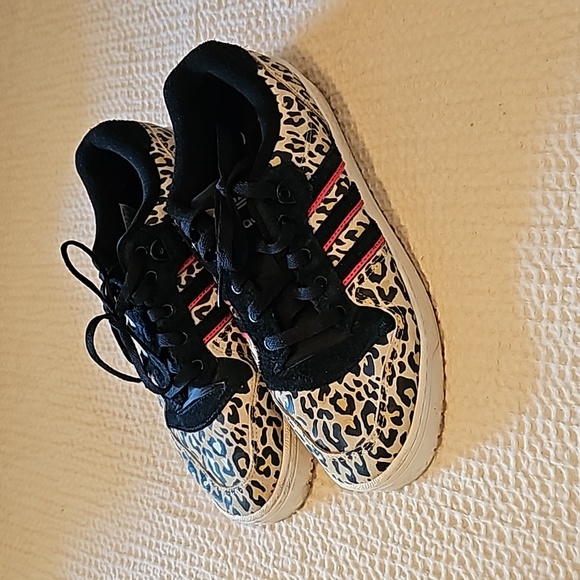 Adidas Rivalry Low Trainers Women's Leopard Print Sneakers - Picture 2 of 7